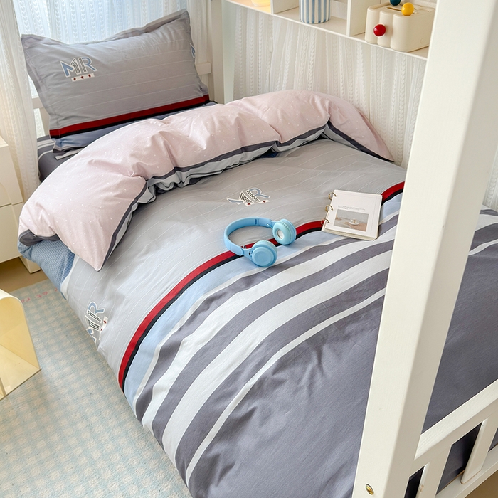 拾物记 2025新款A类棉学生印花三件套 凡克