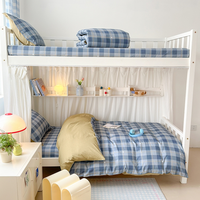 91家纺网 家纺一手货源 找家纺 拾物记 2025新款A类棉学生印花三件套 方特-蓝