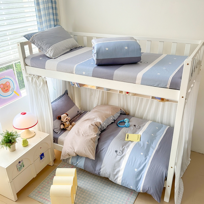 91家纺网 家纺一手货源 找家纺 拾物记 2025新款A类棉学生印花三件套 格利亚