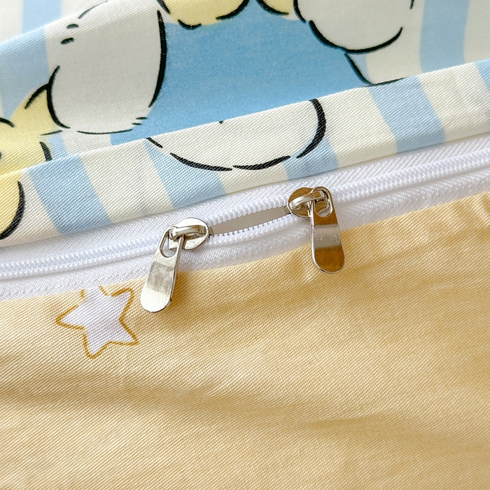 91家纺网 家纺一手货源 找家纺 拾物记 2025新款A类棉学生印花三件套 酣睡狗