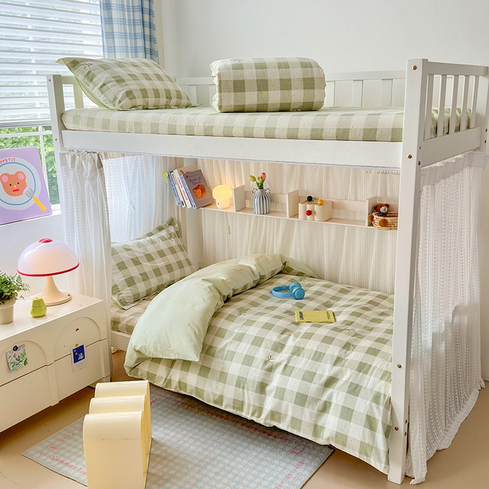 91家纺网 家纺一手货源 找家纺 拾物记 2025新款A类棉学生印花三件套 芥绿蝴蝶结