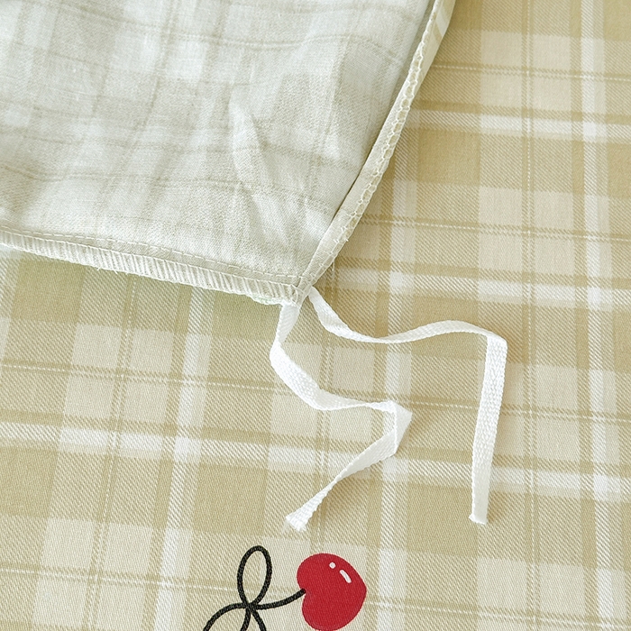 91家纺网 家纺一手货源 找家纺 拾物记 2025新款A类棉学生印花三件套 恋樱