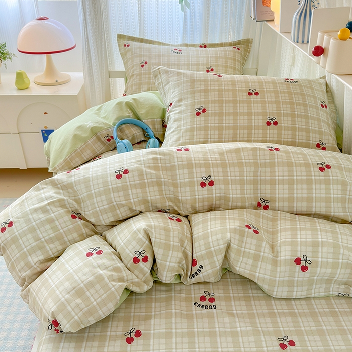 91家纺网 家纺一手货源 找家纺 拾物记 2025新款A类棉学生印花三件套 恋樱