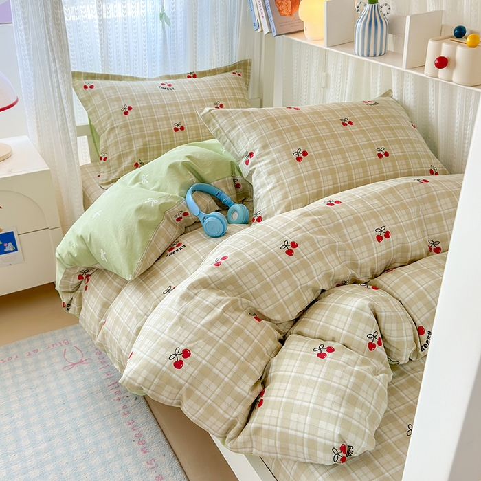 91家纺网 家纺一手货源 找家纺 拾物记 2025新款A类棉学生印花三件套 恋樱