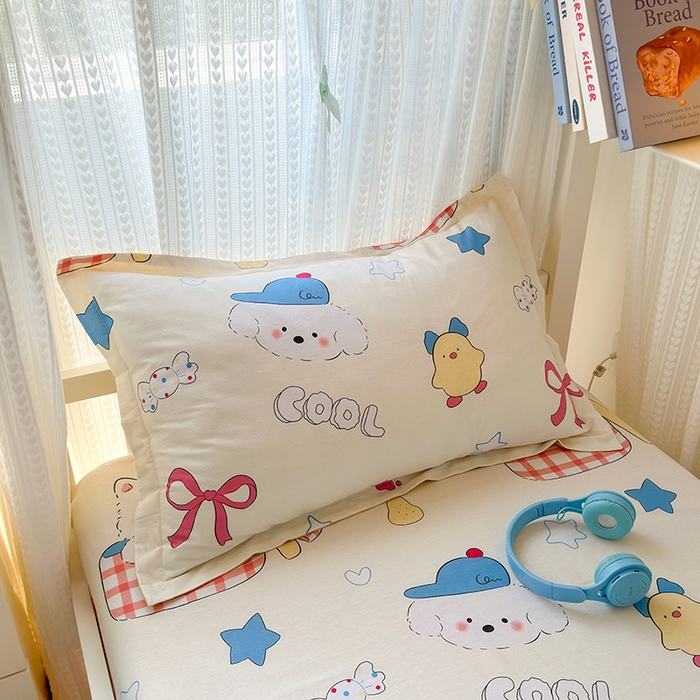 91家纺网 家纺一手货源 找家纺 拾物记 2025新款A类棉学生印花三件套 萌宠小屋