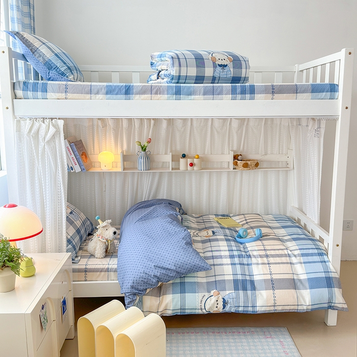 91家纺网 家纺一手货源 找家纺 拾物记 2025新款A类棉学生印花三件套 萌萌西高地