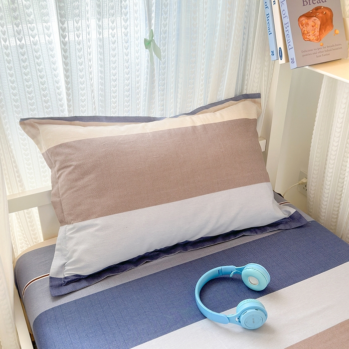 91家纺网 家纺一手货源 找家纺 拾物记 2025新款A类棉学生印花三件套 时尚慕斯