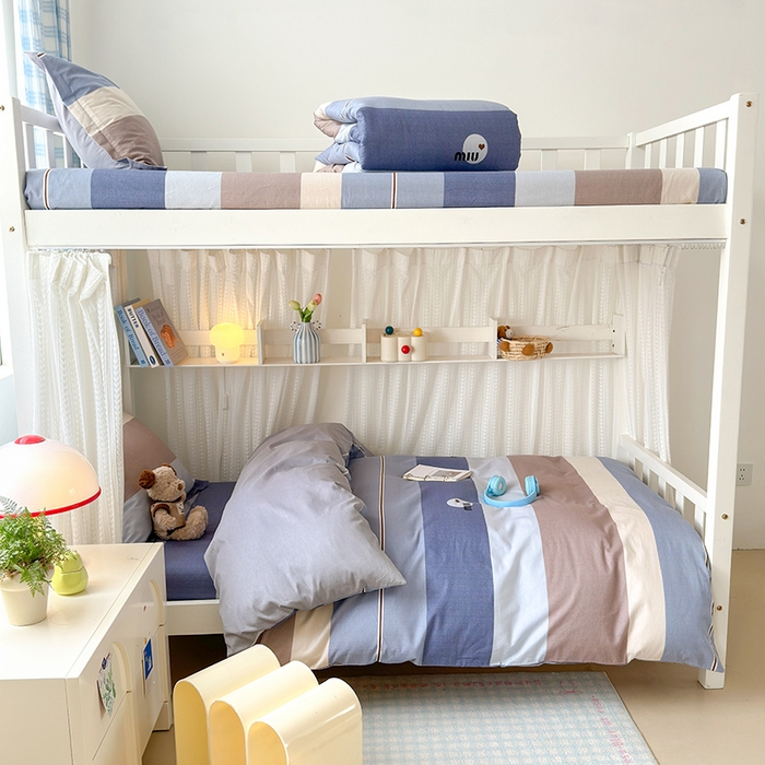 91家纺网 家纺一手货源 找家纺 拾物记 2025新款A类棉学生印花三件套 时尚慕斯