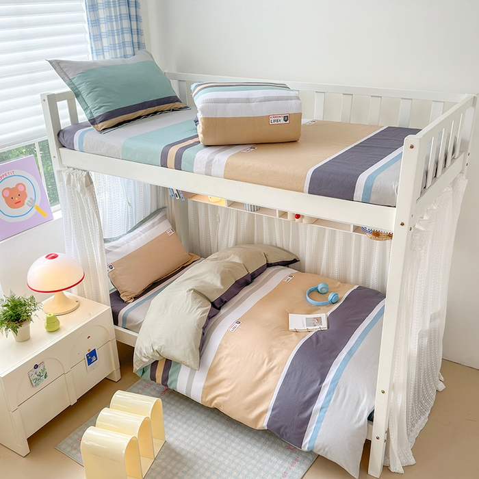 91家纺网 家纺一手货源 找家纺 拾物记 2025新款A类棉学生印花三件套 西利亚-绿