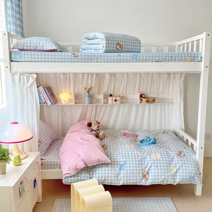 91家纺网 家纺一手货源 找家纺 拾物记 2025新款A类棉学生印花三件套 星星发夹狗