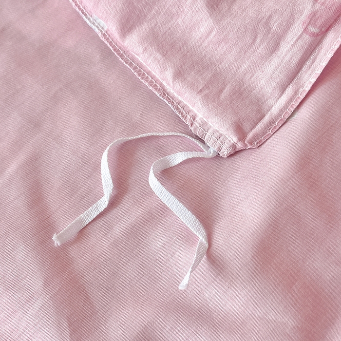 91家纺网 家纺一手货源 找家纺 拾物记 2025新款A类棉学生印花三件套 星星发夹狗