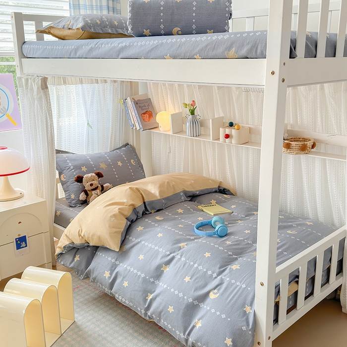 91家纺网 家纺一手货源 找家纺 拾物记 2025新款A类棉学生印花三件套 星月轨迹