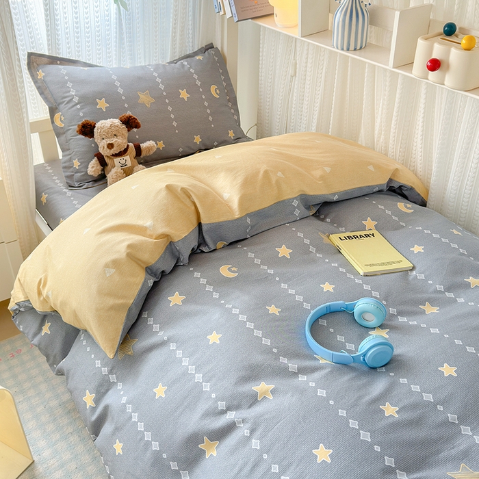 91家纺网 家纺一手货源 找家纺 拾物记 2025新款A类棉学生印花三件套 星月轨迹