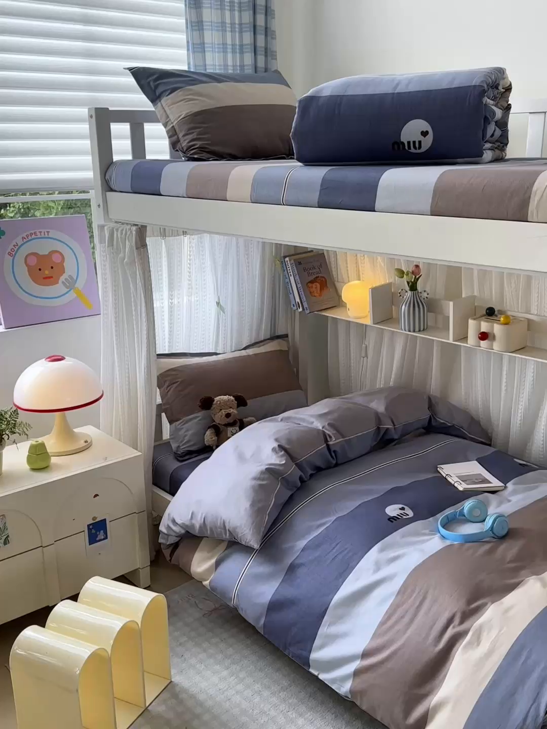 91家纺网 家纺一手货源 找家纺 拾物记 2025新款A类棉学生印花三件套 时尚慕斯