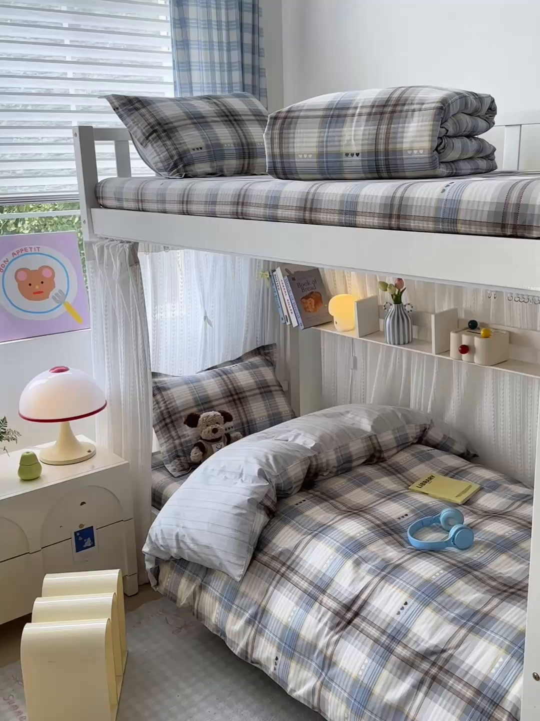 91家纺网 家纺一手货源 找家纺 拾物记 2025新款A类棉学生印花三件套 魅彩格