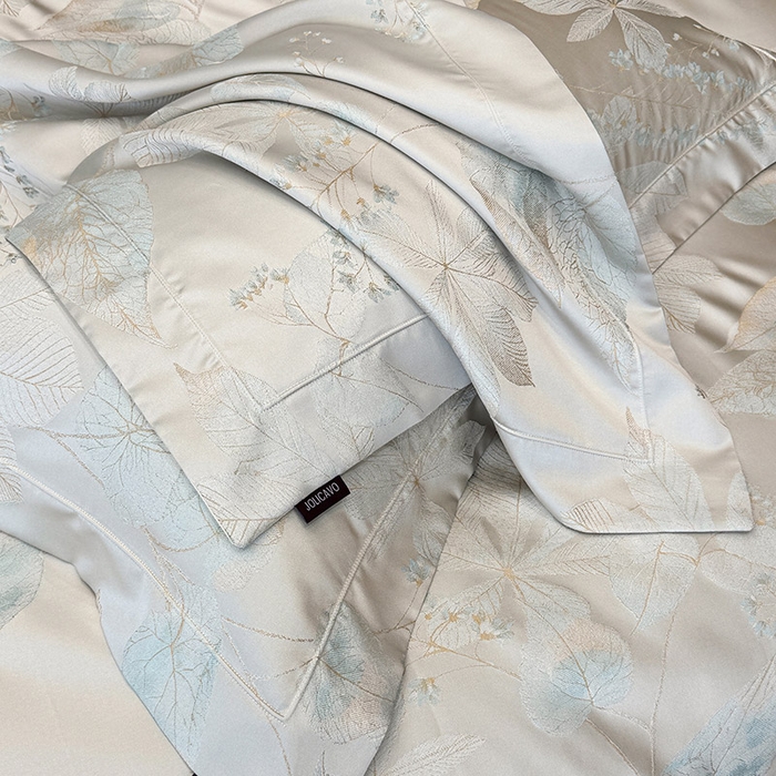 91家纺网 家纺一手货源 找家纺 2025新款高端A类贡缎长绒棉四件套全棉纯棉提花被套纯色床单床笠轻奢风四季适用床上用品 岚亭-杏叶白