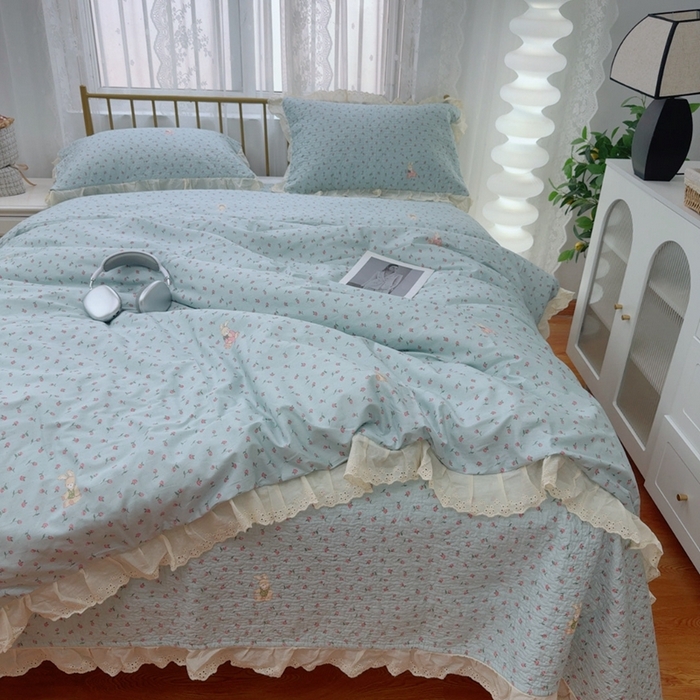 91家纺网 家纺一手货源 找家纺 暖居 2025春夏款高温砂洗棉花床盖三件套被套四件套同款纯棉夏被空调被四季  碎碎兔蓝