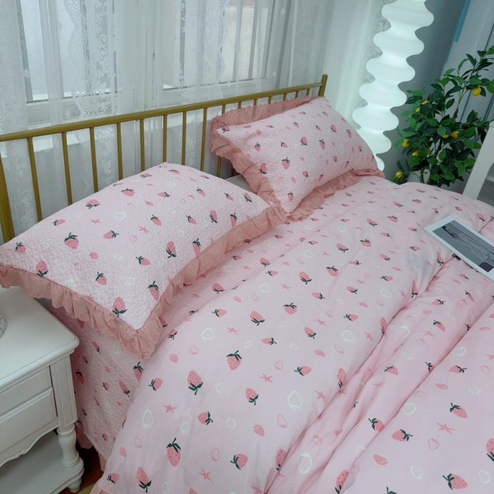 91家纺网 家纺一手货源 找家纺 暖居 2025春夏款高温砂洗棉花床盖三件套被套四件套同款纯棉夏被空调被四季  草莓公主