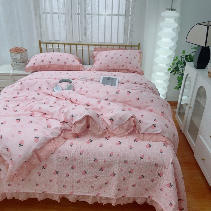 91家纺网 家纺一手货源 找家纺 暖居 2025春夏款高温砂洗棉花床盖三件套被套四件套同款纯棉夏被空调被四季  草莓公主