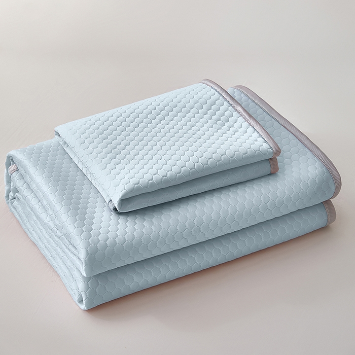 91家纺网 家纺一手货源 找家纺 （总）希廷顿2025新款凉感丝冰豆豆凉席两件套三件套