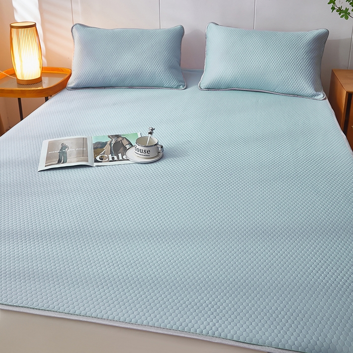 91家纺网 家纺一手货源 找家纺 （总）希廷顿2025新款凉感丝冰豆豆凉席两件套三件套