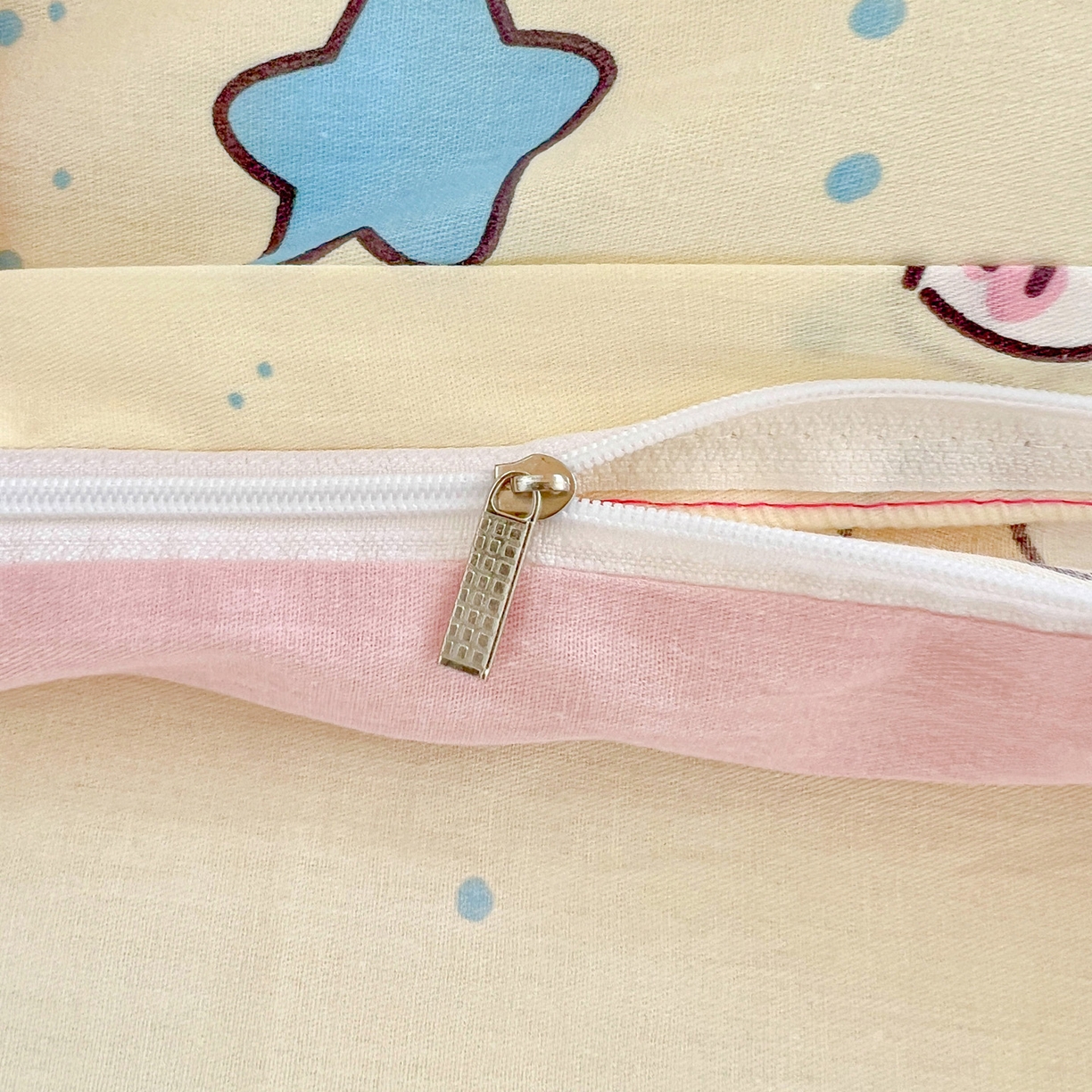 91家纺网 家纺一手货源 找家纺 春雨家居 2025新款学生季全棉三件套（预留缩水） 1.可爱颂