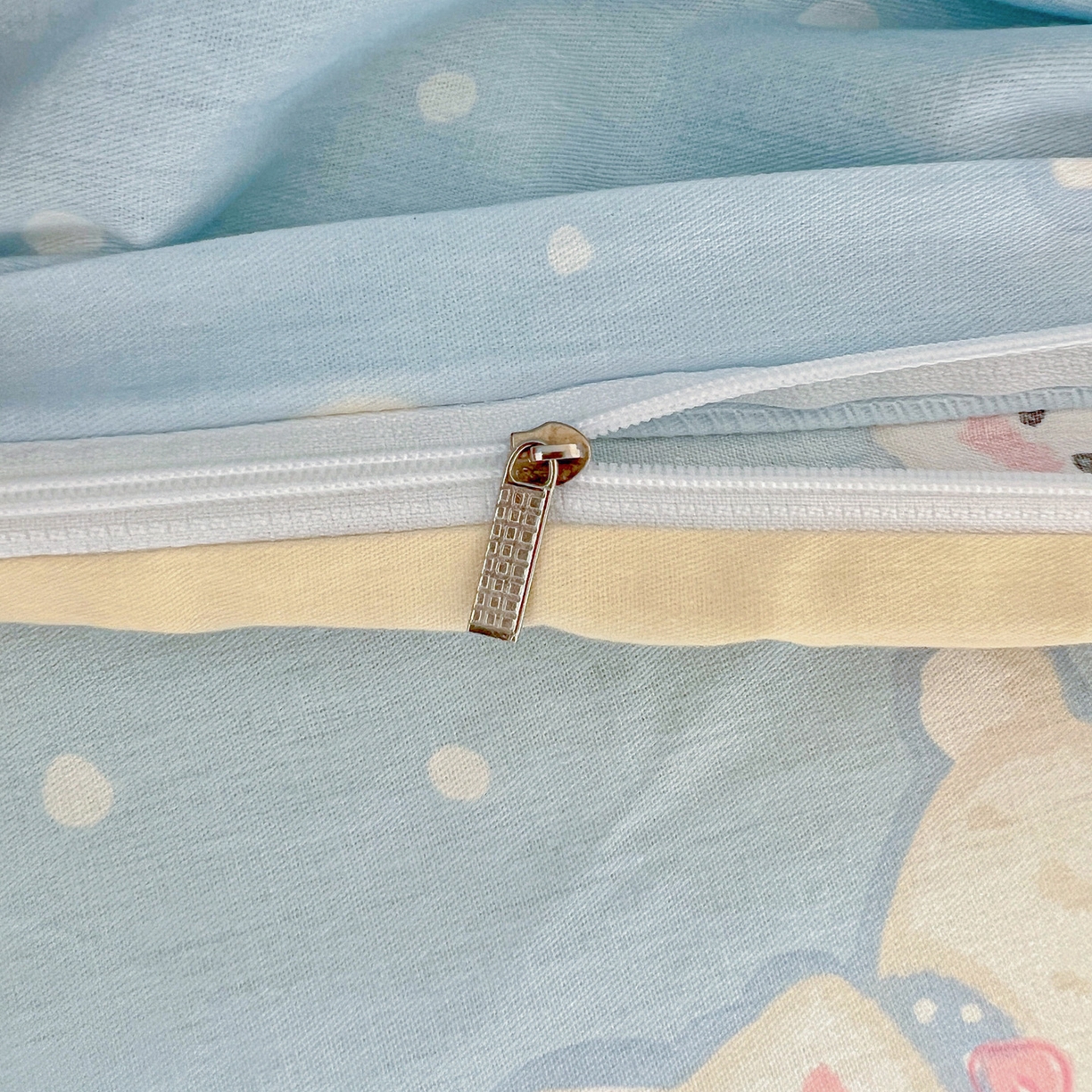 91家纺网 家纺一手货源 找家纺 春雨家居 2025新款学生季全棉三件套（预留缩水） 24.蓝色泡芙狗