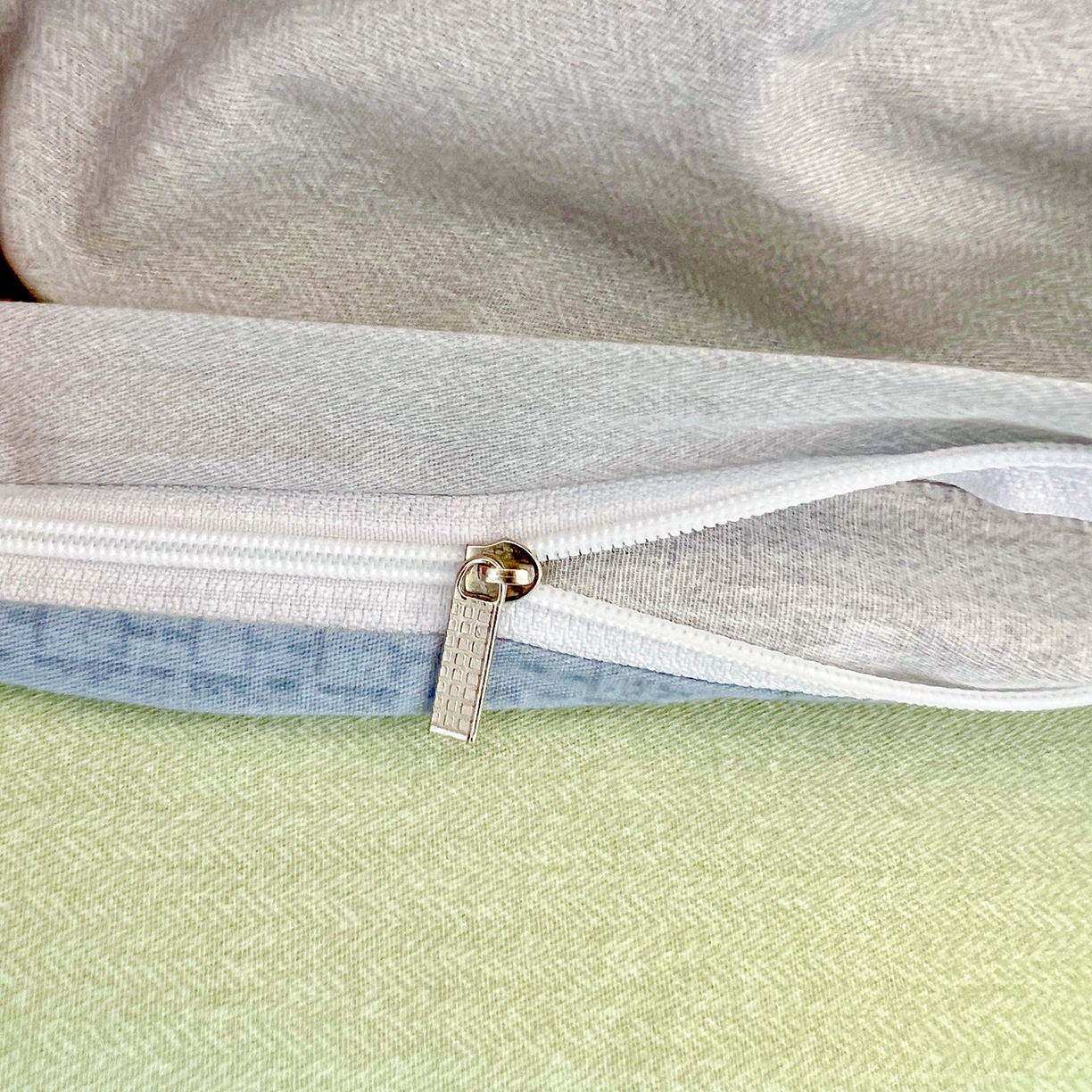 91家纺网 家纺一手货源 找家纺 春雨家居 2025新款学生季全棉三件套（预留缩水） 5.摩登熊宝