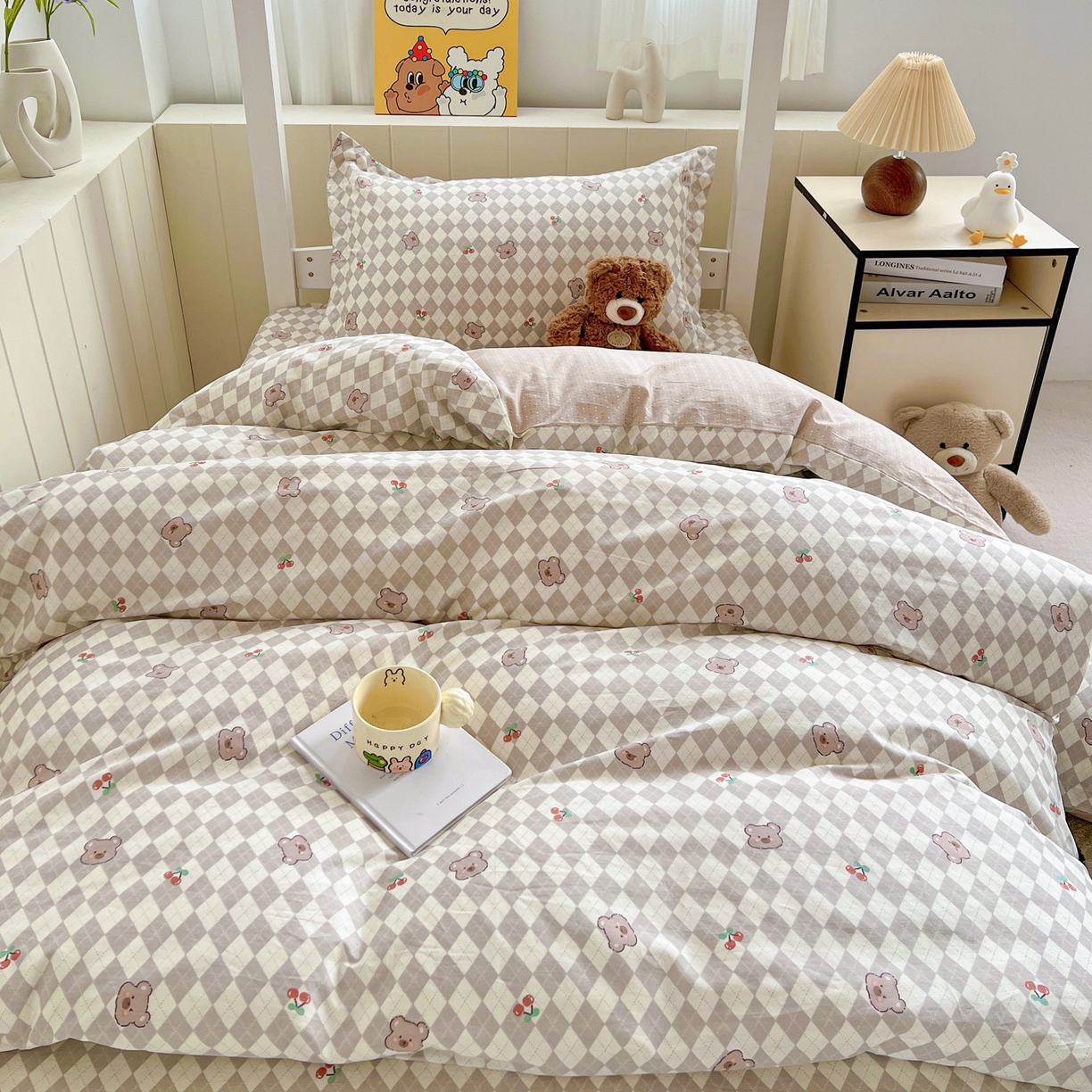 91家纺网 家纺一手货源 找家纺 春雨家居 2025新款学生季全棉三件套（预留缩水） 7.菱格小果