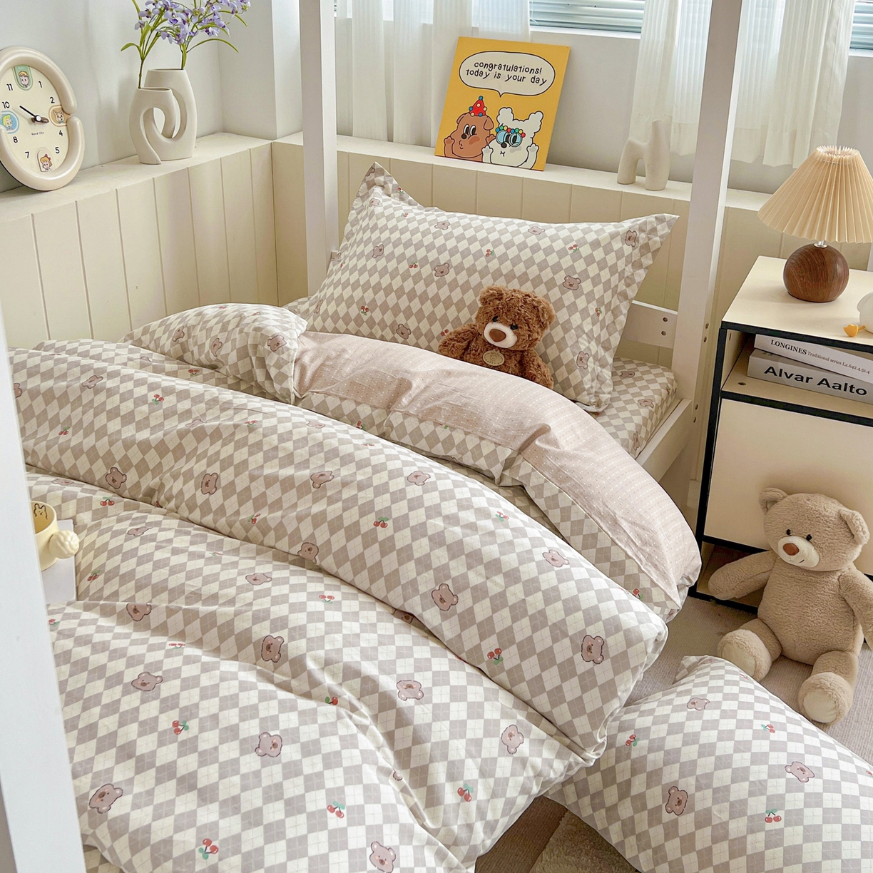 91家纺网 家纺一手货源 找家纺 春雨家居 2025新款学生季全棉三件套（预留缩水） 7.菱格小果