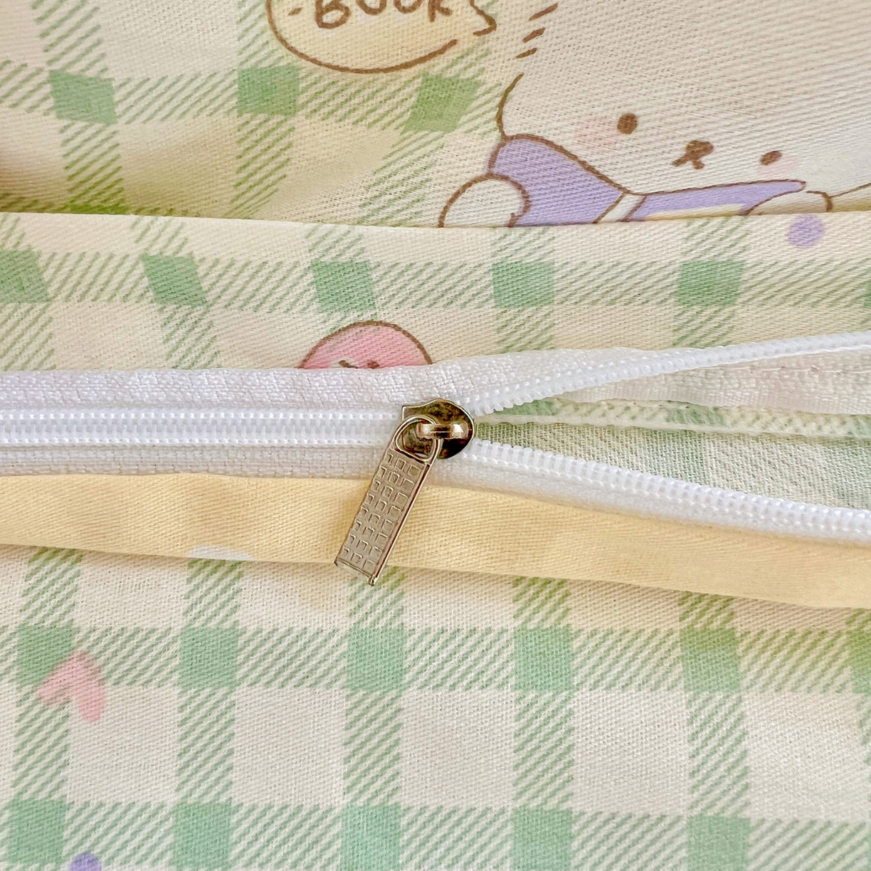 91家纺网 家纺一手货源 找家纺 春雨家居 2025新款学生季全棉三件套（预留缩水） 14.甜美梦境-绿