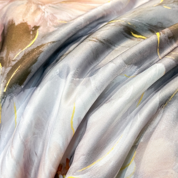 91家纺网 家纺一手货源 找家纺 凤杰家纺 2025新款玉锦缎夏被四件套 索莱亚灰