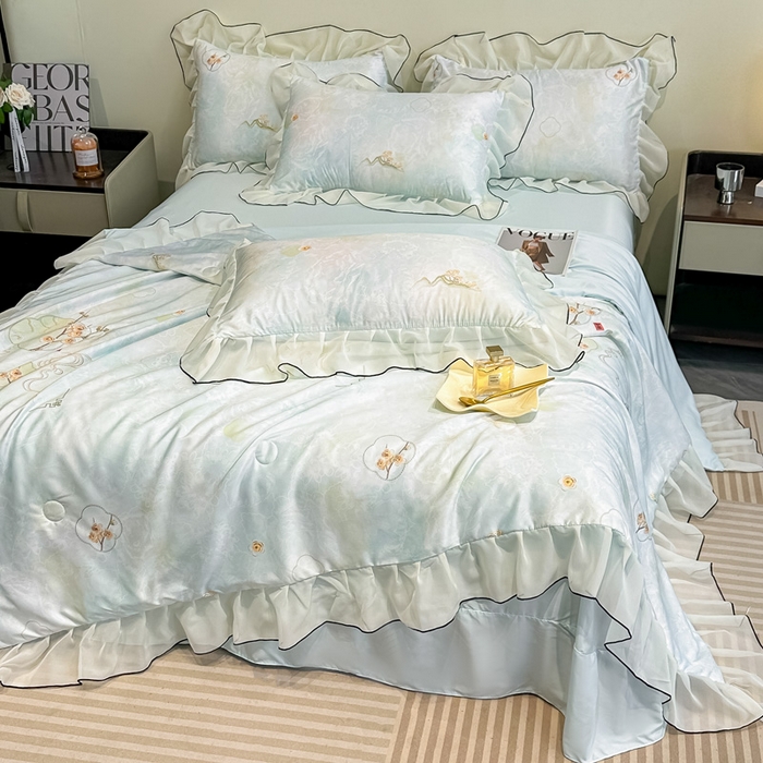 91家纺网 家纺一手货源 找家纺 凤杰家纺 2025新款玉锦缎夏被四件套 梅花蓝