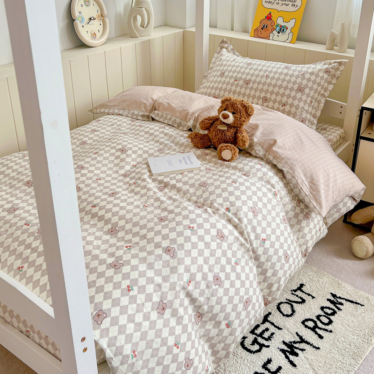 91家纺网 家纺一手货源 找家纺 春雨家居 2025新款学生季全棉三件套（预留缩水） 7.菱格小果