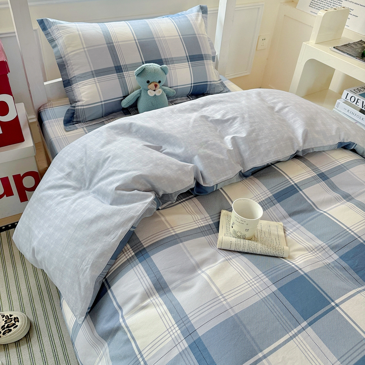 91家纺网 家纺一手货源 找家纺 依庭 2025新款全棉印花学生三件套宿舍三件套全棉三件套纯棉三件套 悬浮晶阵