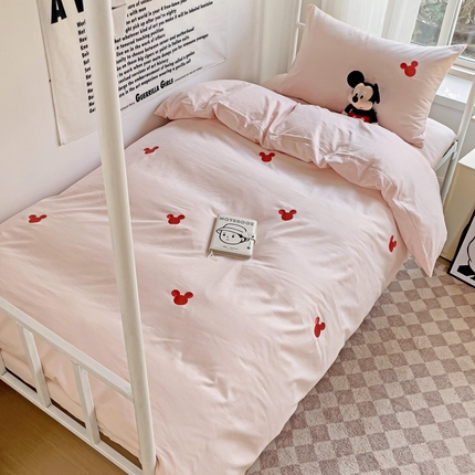 静家居-简约原创家纺 2025新款40sA类水洗棉米奇刺绣系列学生三件套 米奇粉