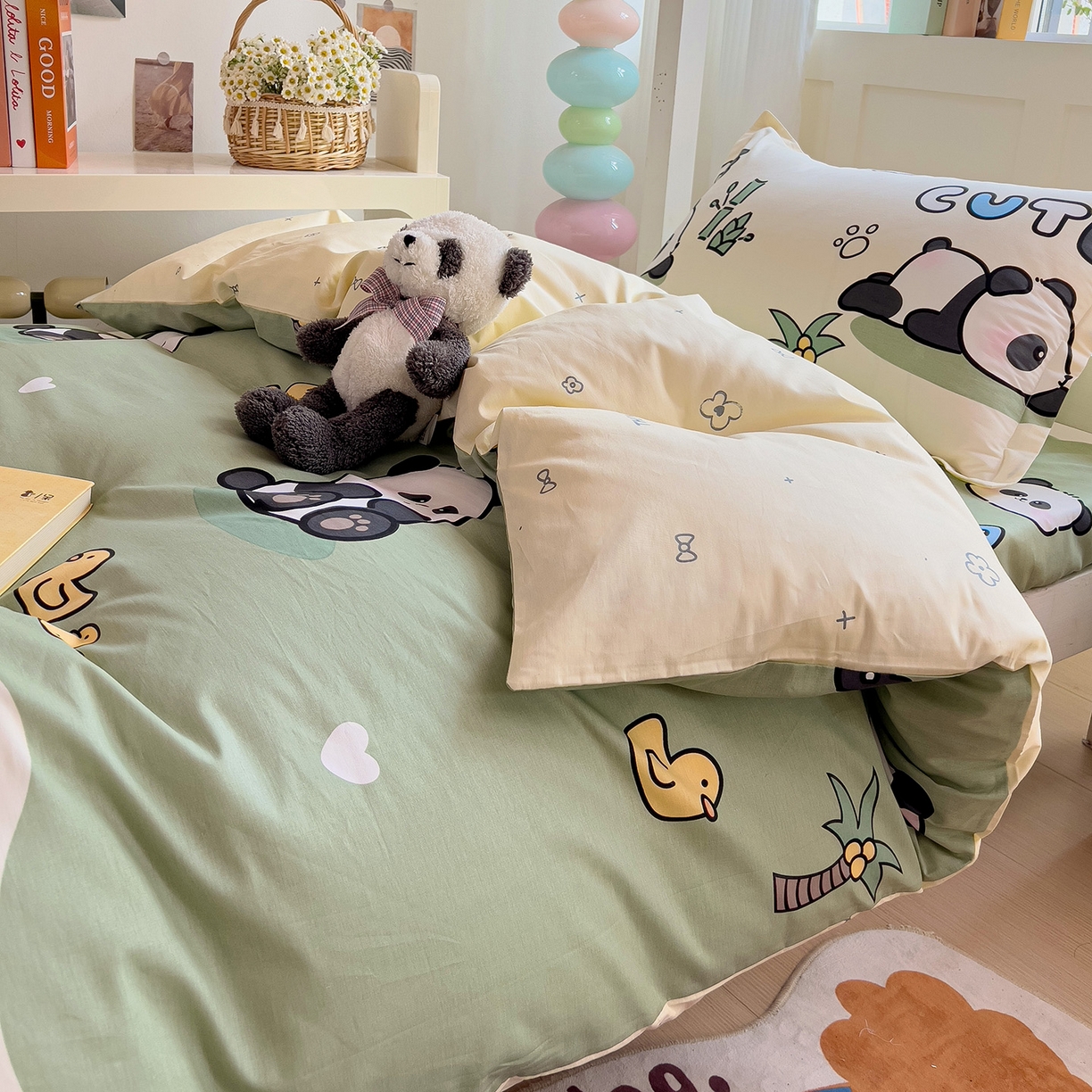 91家纺网 家纺一手货源 找家纺 依庭 2025新款全棉印花学生三件套宿舍三件套全棉三件套纯棉三件套 熊猫溪水