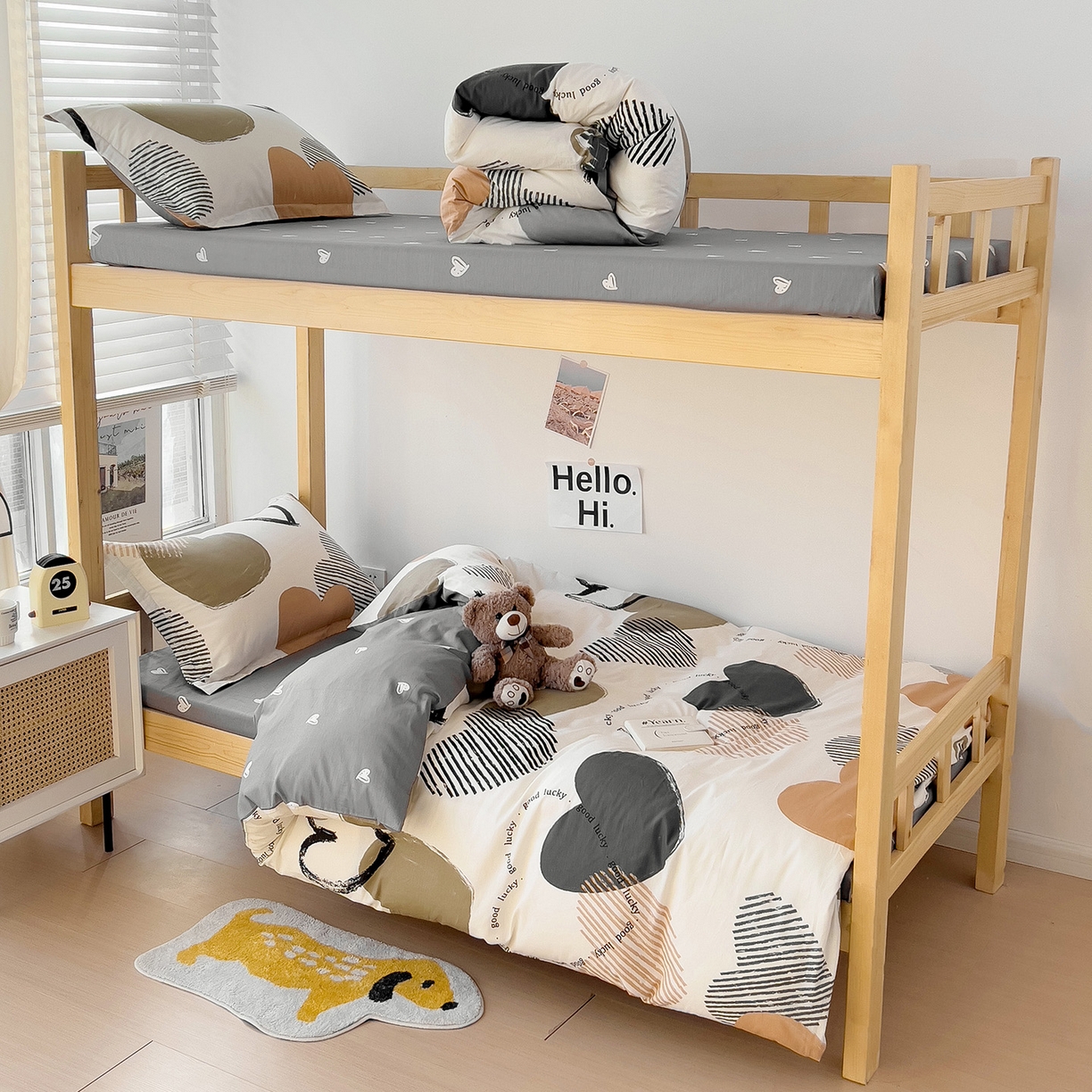 91家纺网 家纺一手货源 找家纺 依庭 2025新款全棉印花学生三件套宿舍三件套全棉三件套纯棉三件套 卡布奇诺