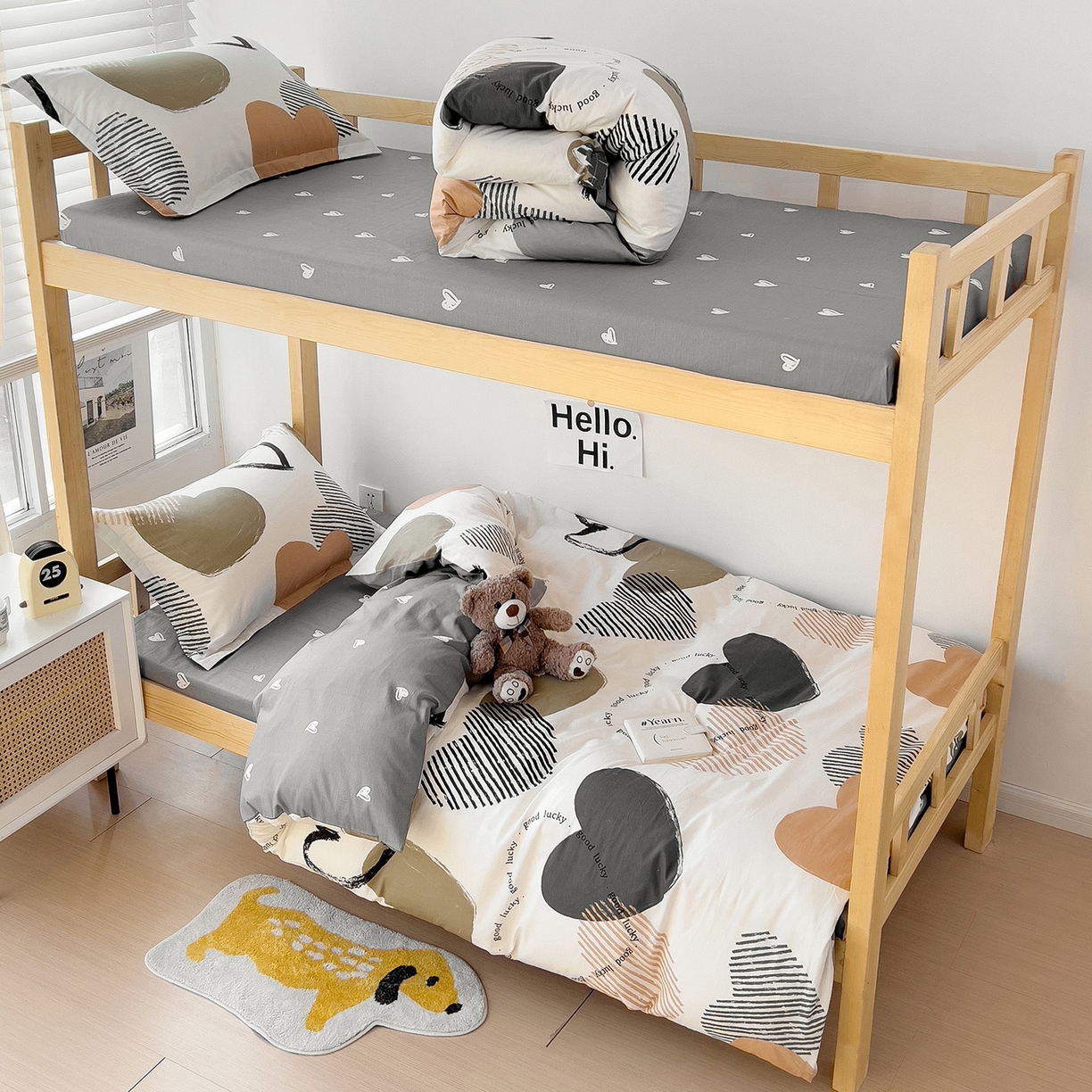 91家纺网 家纺一手货源 找家纺 依庭 2025新款全棉印花学生三件套宿舍三件套全棉三件套纯棉三件套 卡布奇诺