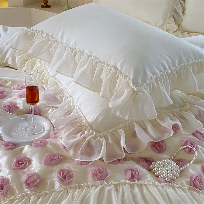 91家纺网 家纺一手货源 找家纺 庭笙 2025新款梦幻纱立体玫瑰高定款法式蕾丝边四件套-玫瑰之恋 玫瑰之恋奶油白