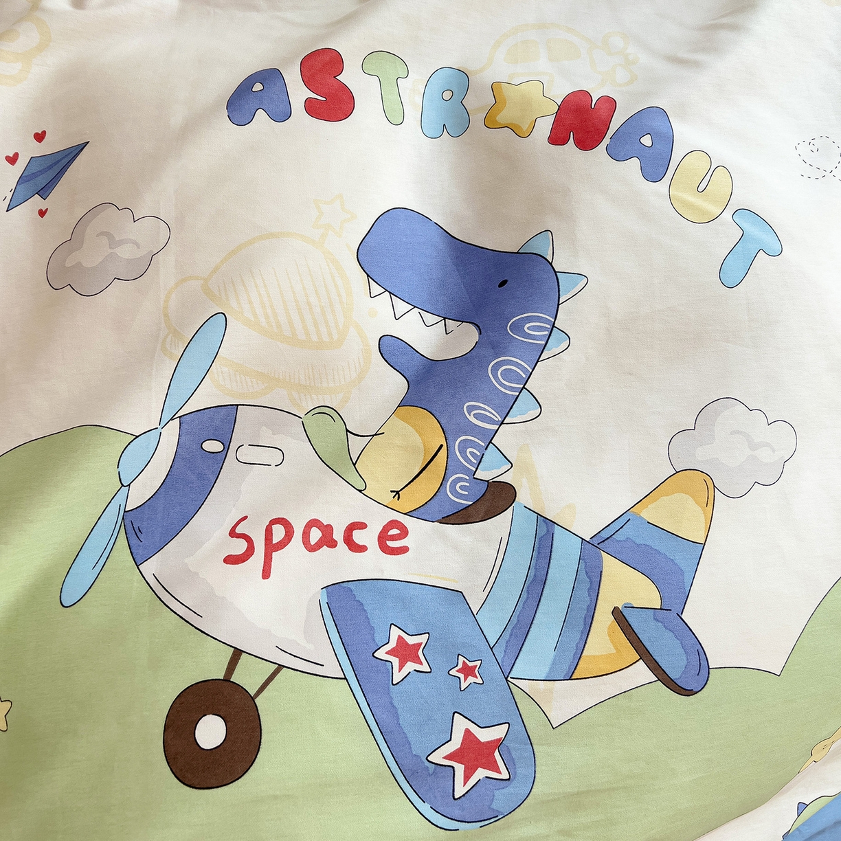 91家纺网 家纺一手货源 找家纺 依庭 2025新款全棉印花学生三件套宿舍三件套全棉三件套纯棉三件套 遨游太空