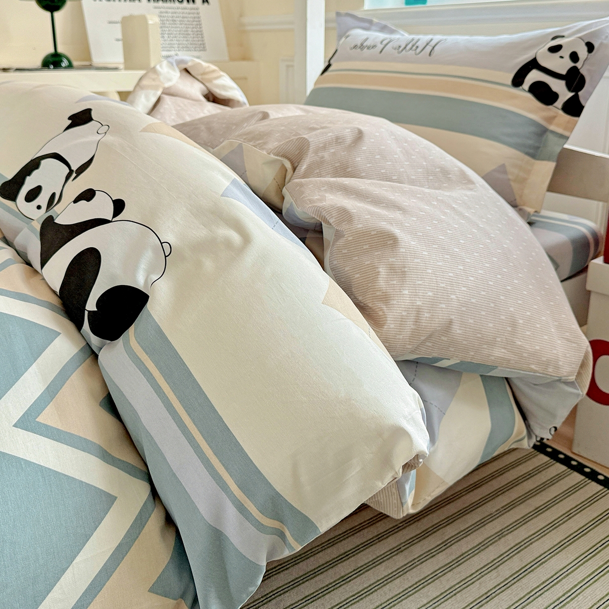 91家纺网 家纺一手货源 找家纺 依庭 2025新款全棉印花学生三件套宿舍三件套全棉三件套纯棉三件套 休闲熊猫