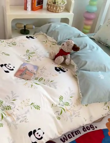 91家纺网 家纺一手货源 找家纺 依庭 2025新款全棉印花学生三件套宿舍三件套全棉三件套纯棉三件套 熊猫仔仔