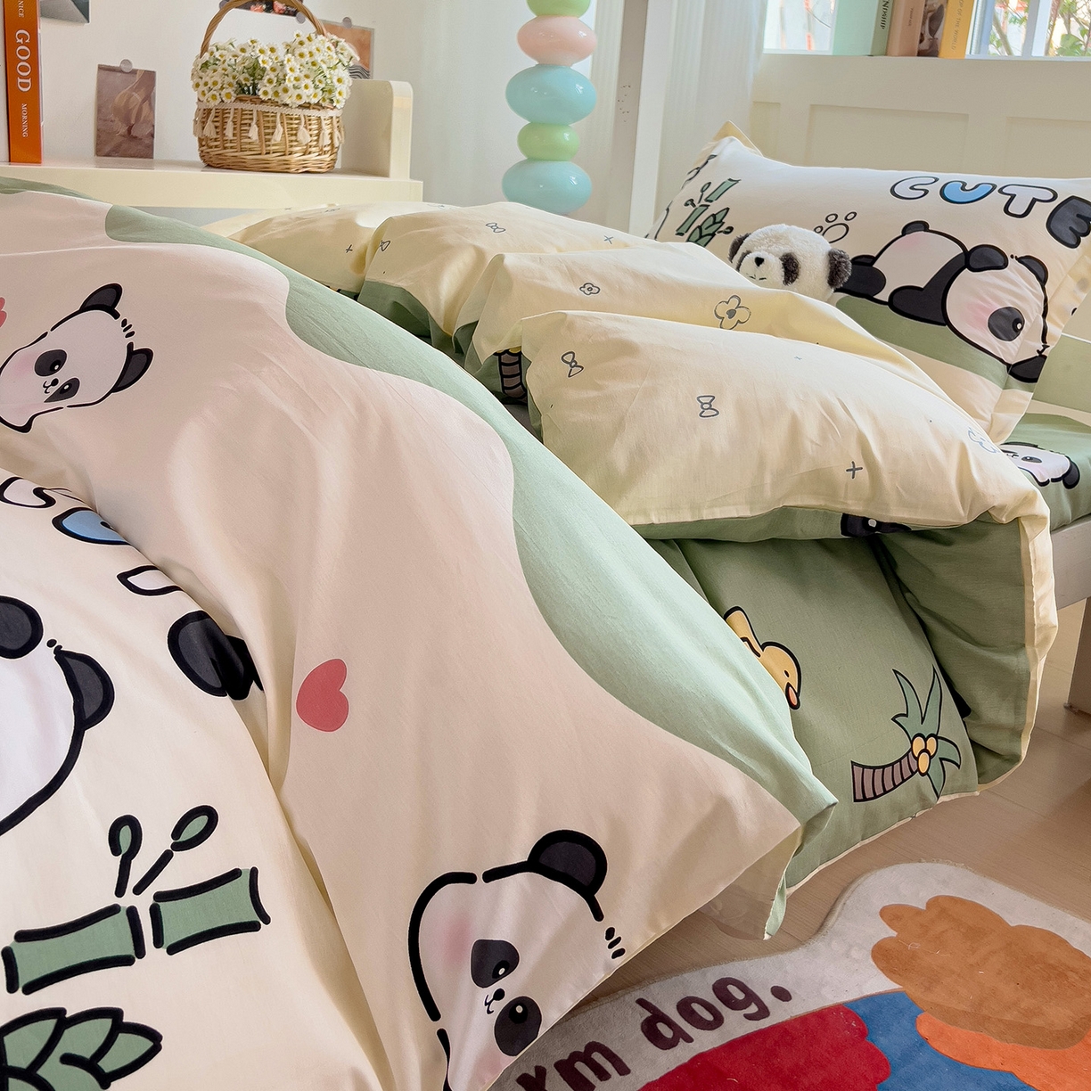 91家纺网 家纺一手货源 找家纺 依庭 2025新款全棉印花学生三件套宿舍三件套全棉三件套纯棉三件套 熊猫溪水