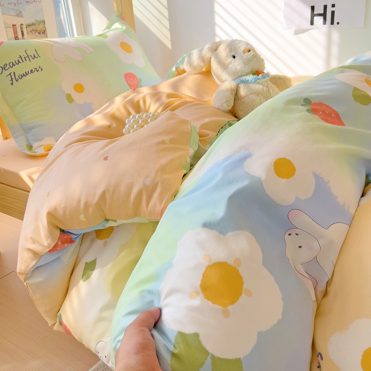 91家纺网 家纺一手货源 找家纺 依庭 2025新款全棉印花学生三件套宿舍三件套全棉三件套纯棉三件套 花蜜草莓