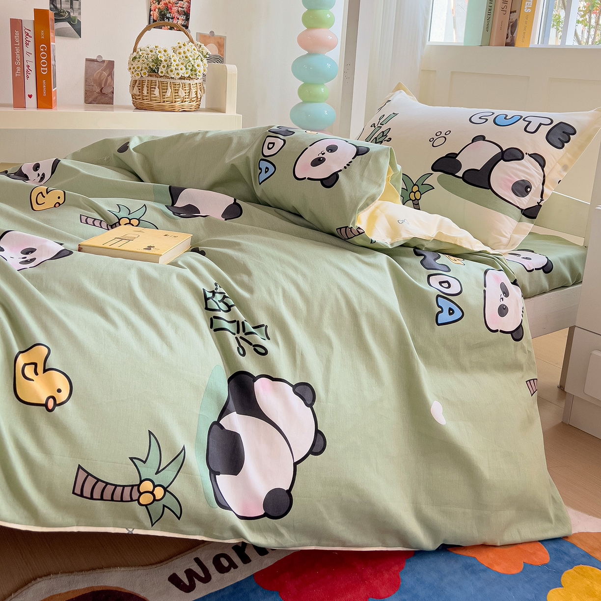 91家纺网 家纺一手货源 找家纺 依庭 2025新款全棉印花学生三件套宿舍三件套全棉三件套纯棉三件套 熊猫溪水