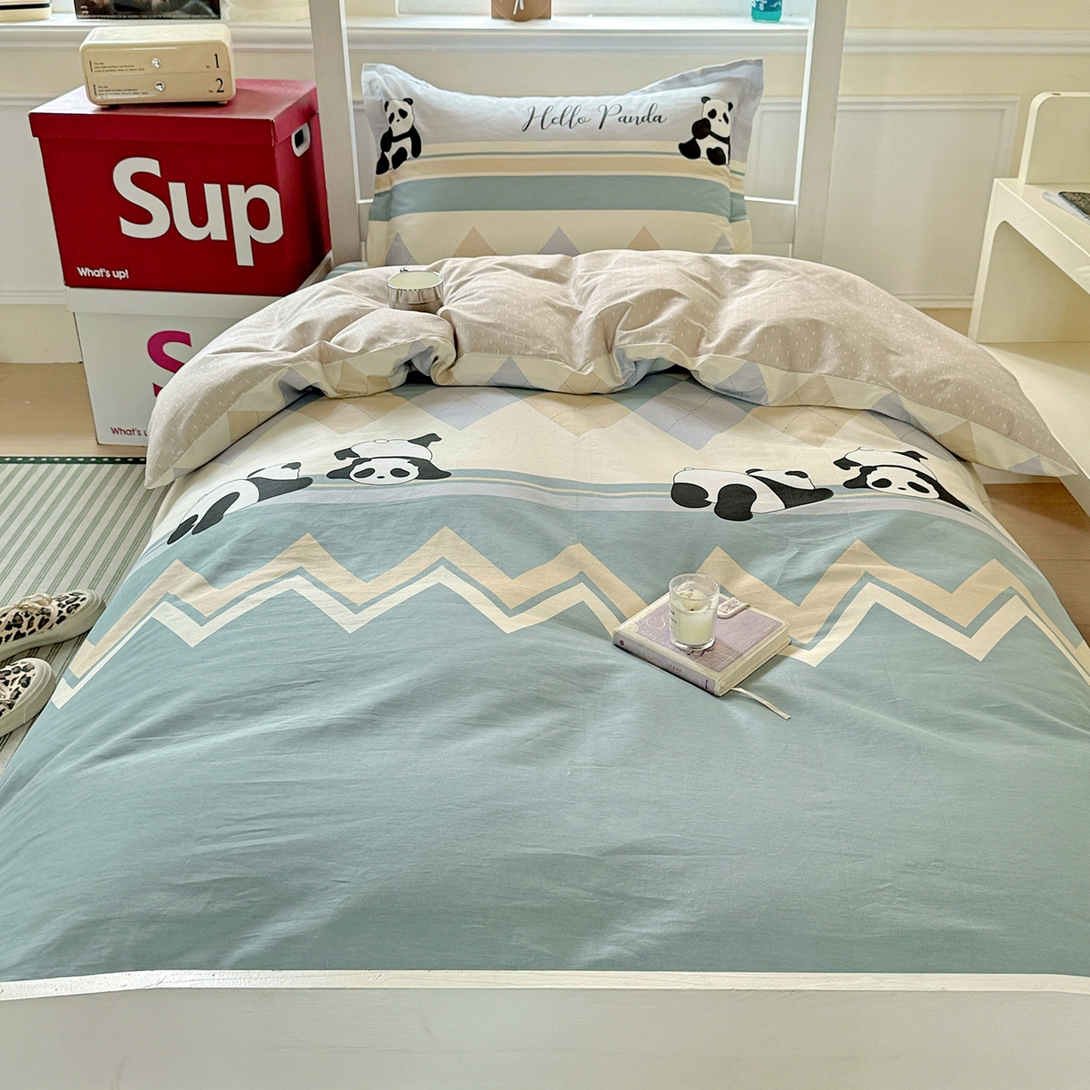 91家纺网 家纺一手货源 找家纺 依庭 2025新款全棉印花学生三件套宿舍三件套全棉三件套纯棉三件套 休闲熊猫