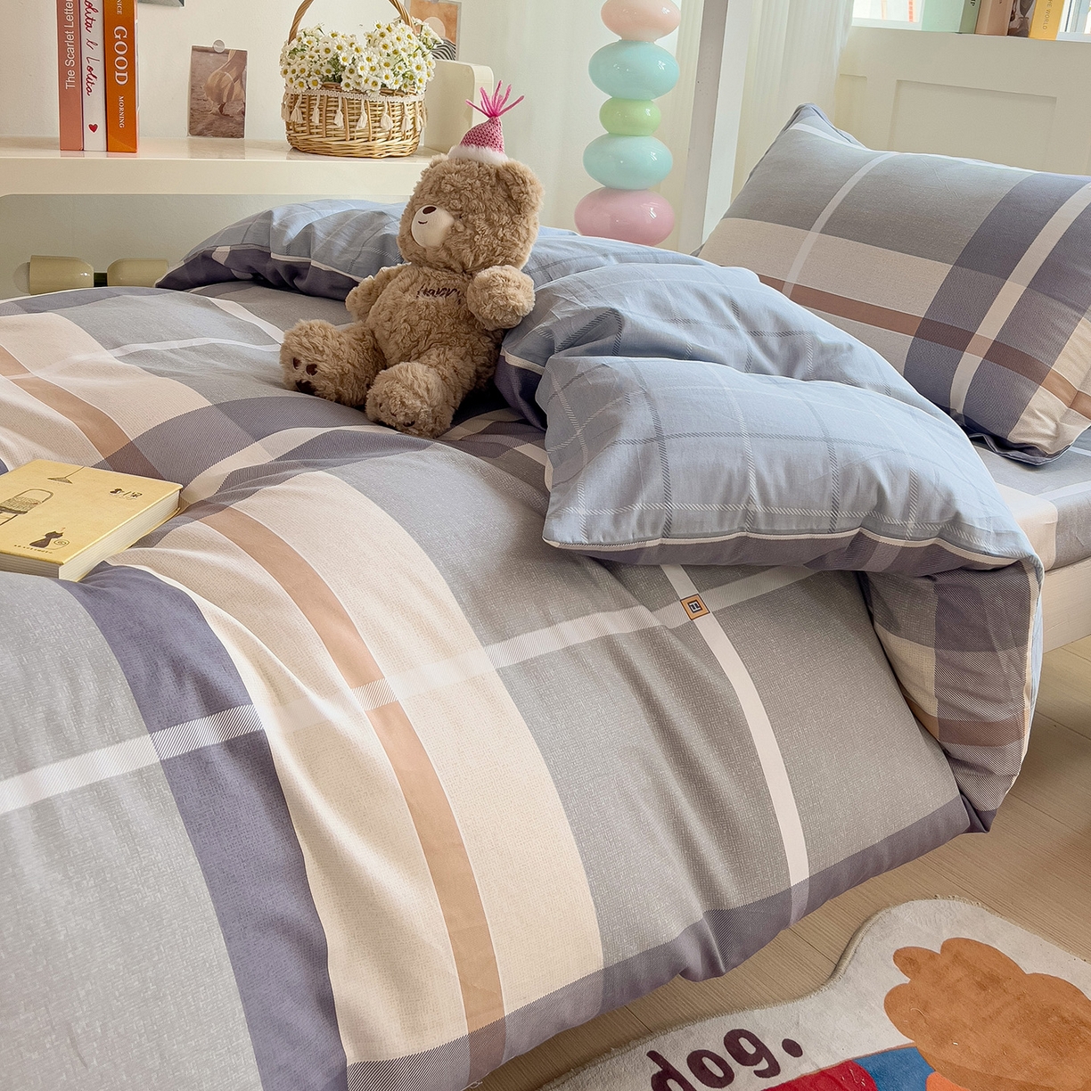 91家纺网 家纺一手货源 找家纺 依庭 2025新款全棉印花学生三件套宿舍三件套全棉三件套纯棉三件套 格纹速写