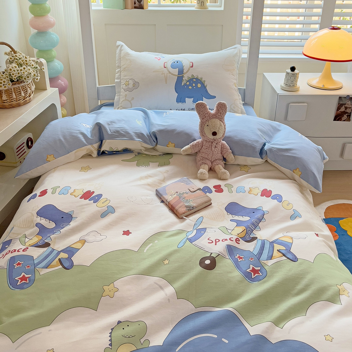 91家纺网 家纺一手货源 找家纺 依庭 2025新款全棉印花学生三件套宿舍三件套全棉三件套纯棉三件套 遨游太空