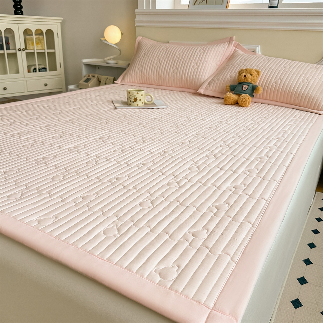 91家纺网 家纺一手货源 找家纺 （总）雯豆家纺 2025新款加厚夹棉床褥子防滑床垫床护垫纯色素色绗缝垫子